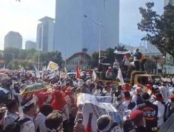 Ada Demo Massa Guru, Lalin di Patung Kuda Arah Kedubes AS Ditutup