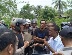 Eksekusi Lahan di Atambua Memanas, Warga Tergugat Blokade Jalan